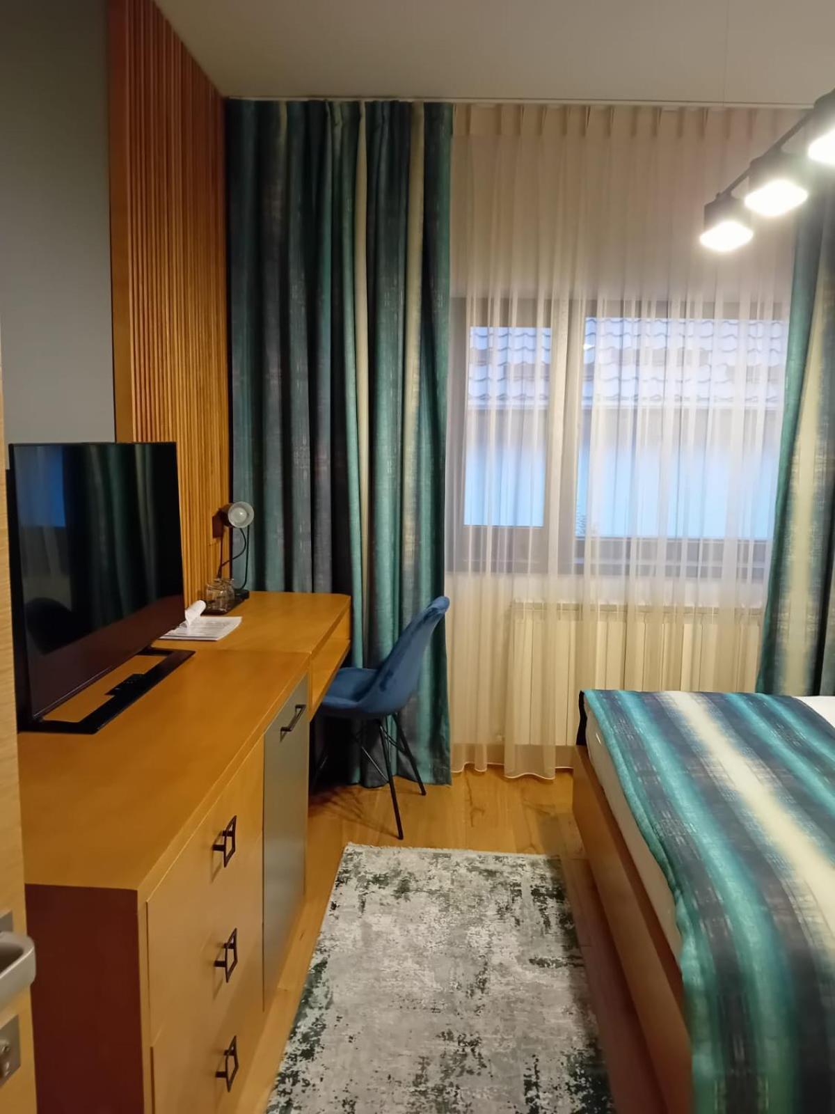 Anais Chalet Câmpulung Moldovenesc エクステリア 写真