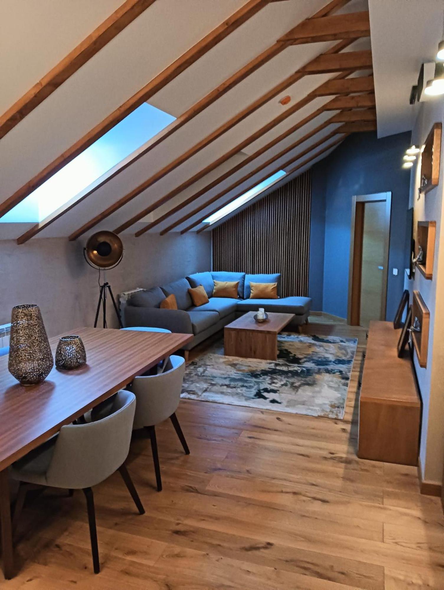 Anais Chalet Câmpulung Moldovenesc エクステリア 写真